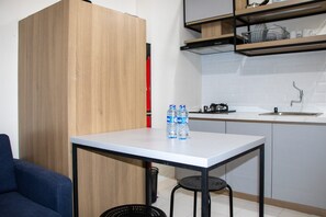 Standard-Apartment, 1 Schlafzimmer (Apartment) | Essbereich im Zimmer