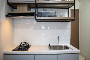 Standard Apartment, 1 Bedroom (Apartment) | Private kitchen | Fridge