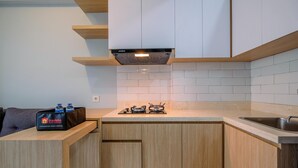 Leilighet – standard, 1 soverom (Apartment) | Eget kjøkken | Kjøleskap og riskoker