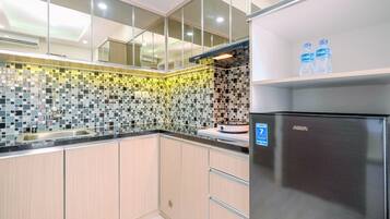 Ducha, artículos de tocador gratuitos, toallas