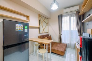 Standard Apartment, 1 Bedroom (Apartment) | Living area