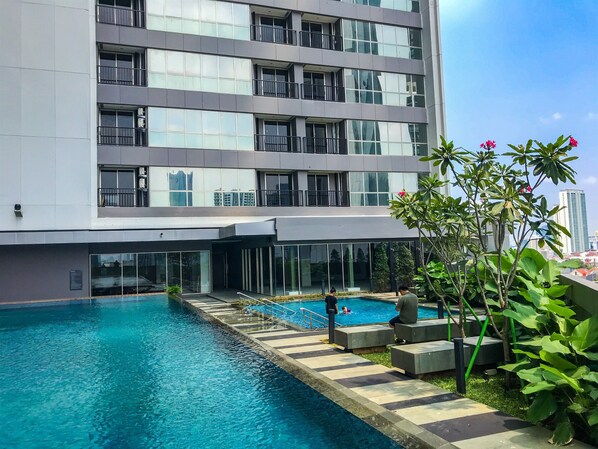 Pool - Cozy and Minimalist Studio Room at Ciputra World 2 Apartment (Jakarta)