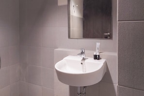 Standard Studio, 1 Bedroom (Apartment) | Bathroom - Cozy Studio Apartment at Bintaro Icon (South Tangerang)