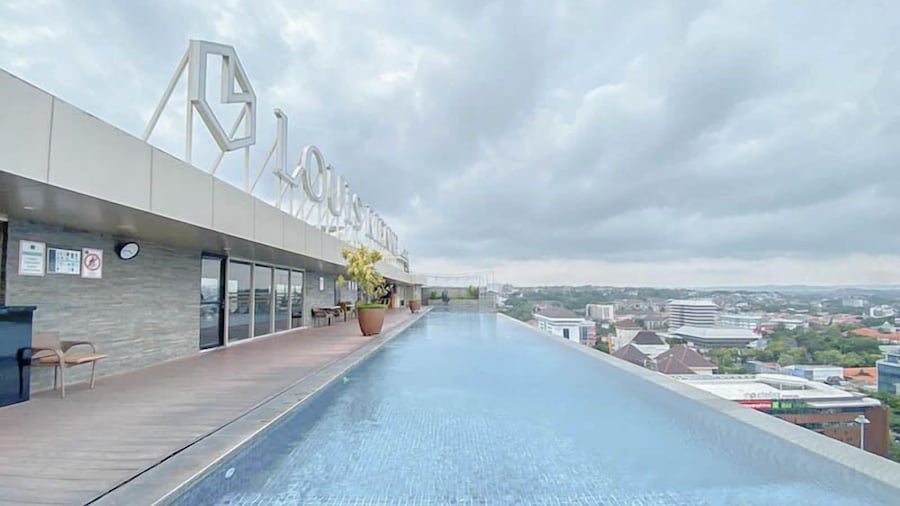 Good Homey Studio Apartment at Warhol (W/R) Residences