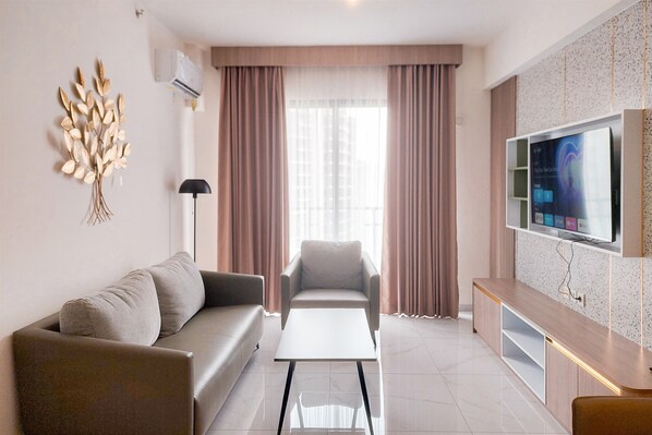 Standard Apartment, 1 Bedroom (Apartment) | Living area - Elegant and Comfort 3BR at Sky House BSD Apartment (Pagedangan)