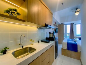 Studio Standard, 1 chambre (Apartment) | Cuisine privée | Réfrigérateur, cuiseur de riz