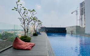 Pool - City View Studio Apartment at Evenciio Margonda (Depok)