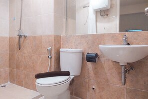 Standard Apartment, 1 Bedroom (Apartment) | Bathroom