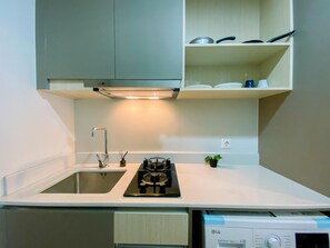 Standard Studio, 1 Bedroom (Apartment) | Private kitchen