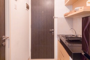 Estudio estándar, 1 habitación (Apartment) | Cocina privada | Frigorífico, hervidor eléctrico y arrocera
