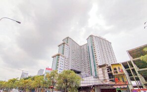 Exterior - Tranquil and Comfy Studio Apartment at Easton Park Residence Jatinangor (Cileunyi)