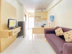 Standard Apartment, 1 Bedroom (Apartment) | Living area