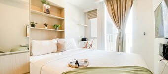 Cozy Living and Homey Studio at Apartment Tokyo Riverside PIK 2