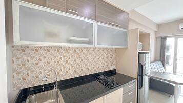 Appartamento Standard, 1 camera da letto (Apartment) | Cucina privata | Frigorifero, risottiera