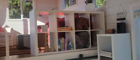 2 makuuhuonetta, Wi-Fi, vuodevaatteet