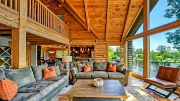 TV connectée, cheminée, espaces bureaux