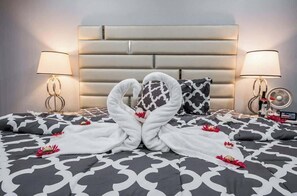 3 bedrooms, iron/ironing board, travel cot, WiFi