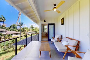 Terrace/patio - Stunning home with multiple lanais, private gym, lush green space & fruit trees (Princeville)
