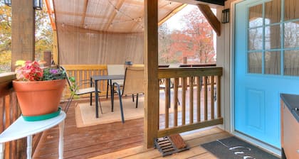 Private Cabin, Firepit, Near Lazy E/Metro