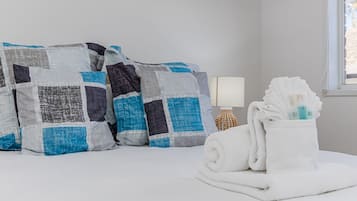 3 bedrooms, free WiFi, bed sheets