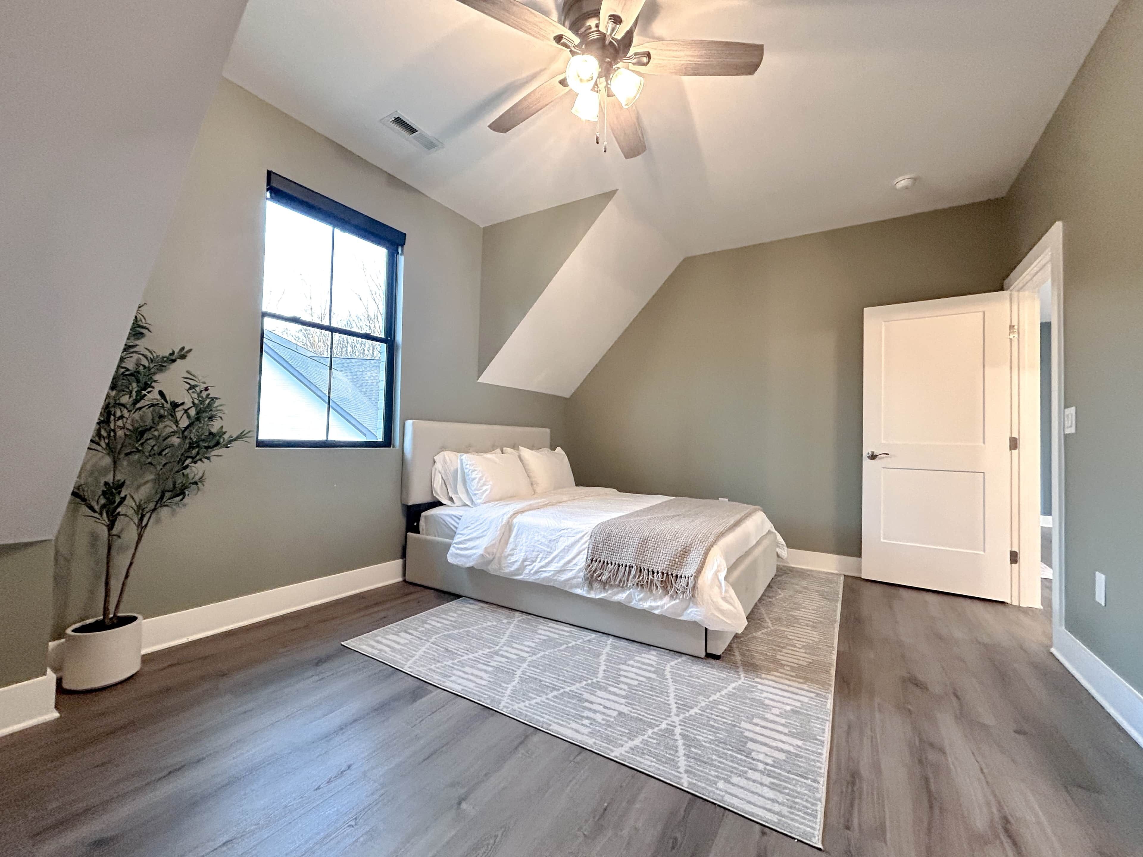 2 habitaciones, tabla de planchar con plancha y wifi gratis 