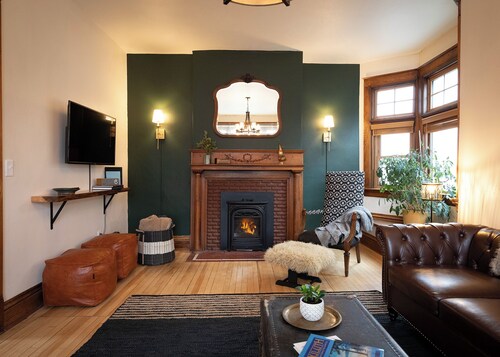 Matilda - Stunning, 3-bed, vintage home in Duluth!