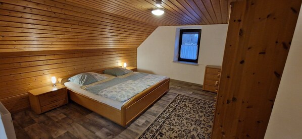 2 bedrooms, free WiFi, bed sheets