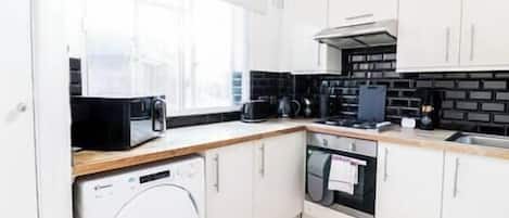 Fridge, microwave, stovetop, electric kettle