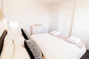 3 bedrooms, WiFi, bed sheets
