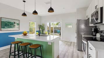 Maison (Multiple Bedrooms) | Intérieur