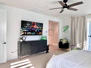 4 bedrooms, iron/ironing board, free WiFi, bed sheets