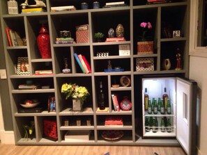 Interni