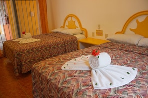 1 bedroom, iron/ironing board, free WiFi