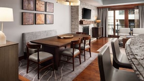 تناول الطعام