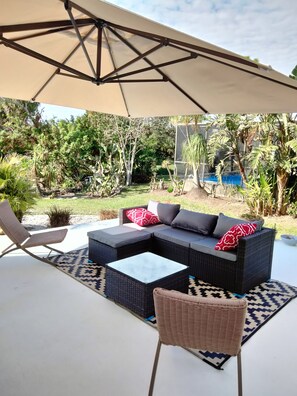 Terrace/patio - Paradise Home!! with your own private sanctuary. .3-bedroom house! (Venice)