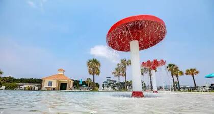 Spacious 5-bedroom house in charming Port Wentworth with WiFi and fitness room