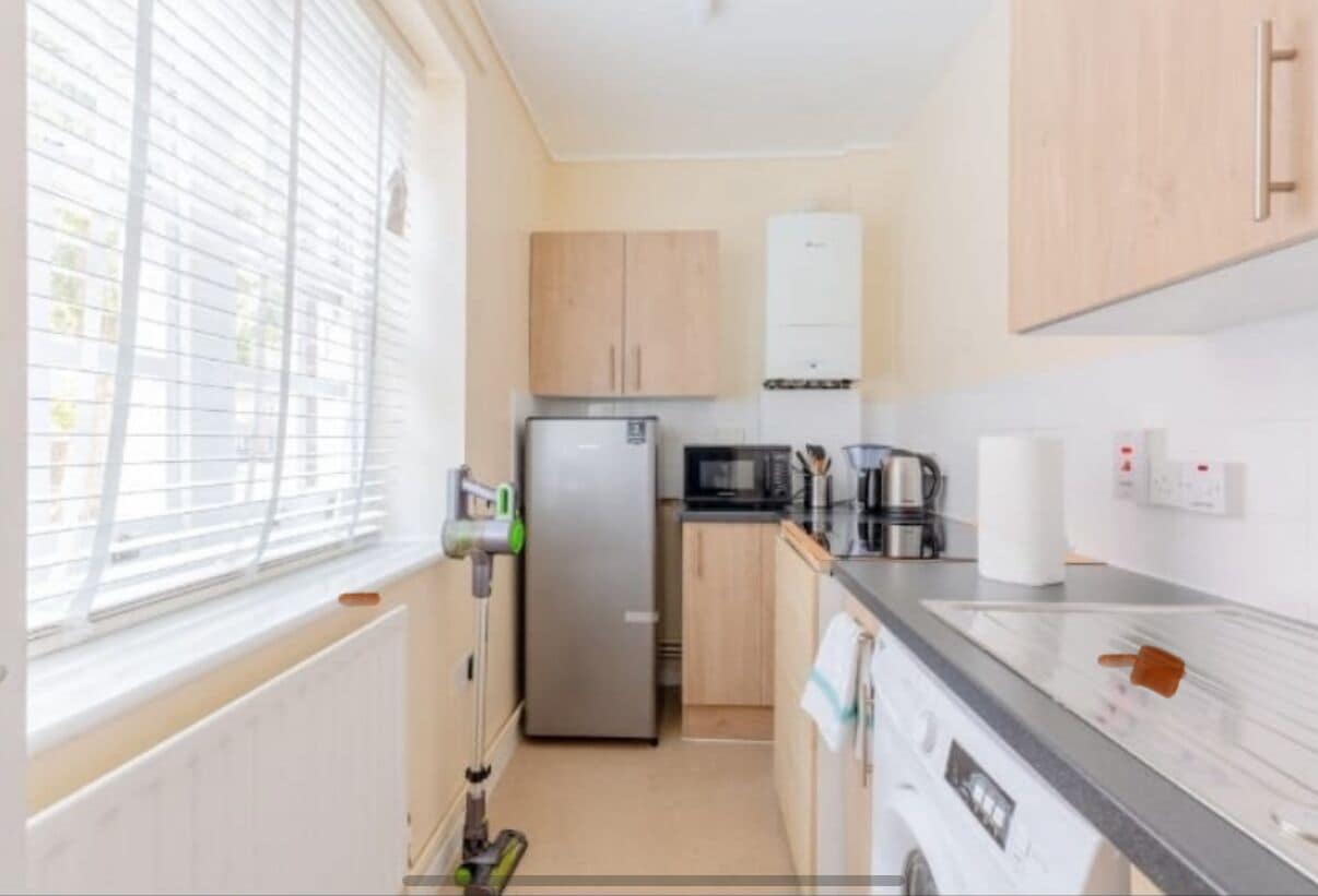 Fridge, electric kettle, toaster, blender