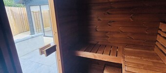 The Lodge - Wellness Retreat, Private & Secluded Sauna Access