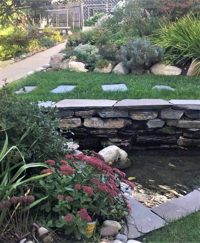 4br2ba House parking A Peaceful Oasis on Munjoy Hill