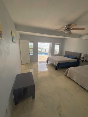 4 bedrooms, iron/ironing board, WiFi, bed sheets