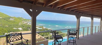 New 4-bedroom house overlooking the ocean with beautiful view and ocean sound