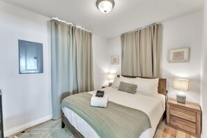 2 Schlafzimmer, Reisekinderbett, WLAN, Bettwäsche