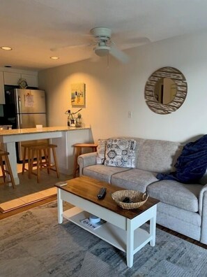 TV - Located just steps from Wells Beach, Eastwinds 124 is perfect for your getaway. (Wells)