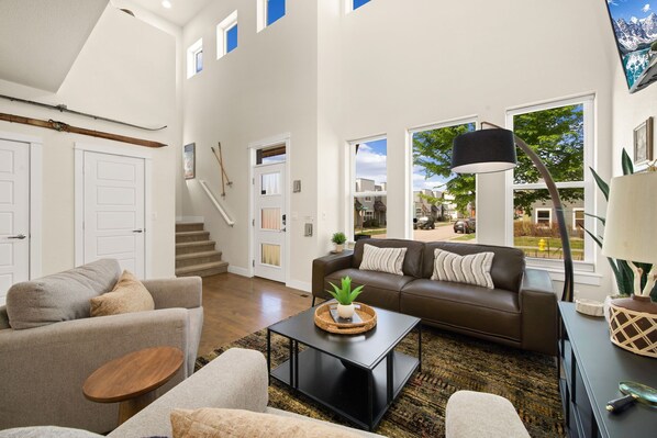 House, Multiple Beds, Patio, Mountain View (503 Cajetan Street) | Living area | 55-inch flat-screen TV with digital channels - The Colorado House in Old Town Brewery District (Fort Collins)