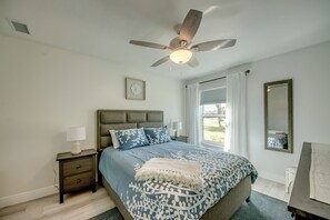 3 Schlafzimmer, Schreibtisch, Bügeleisen/Bügelbrett, kostenloses WLAN