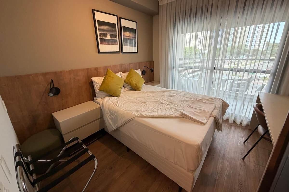 Apartamento clássico | 1 quarto, cortinas blackout, Wi-Fi de cortesia, roupa de cama