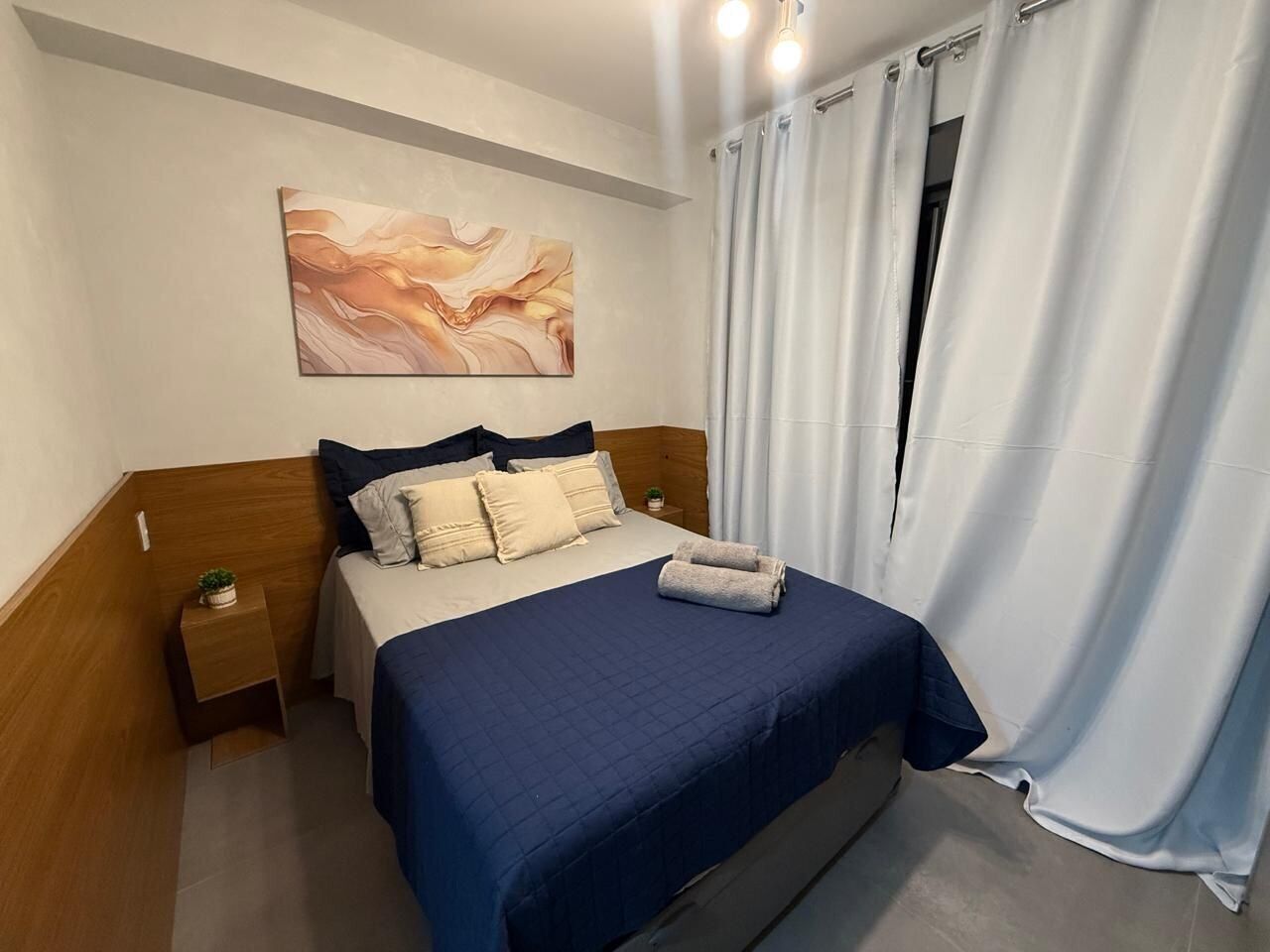 Basic Apartment | 1 bilik tidur, langsir/tirai gelap terus, Wi-fi percuma 