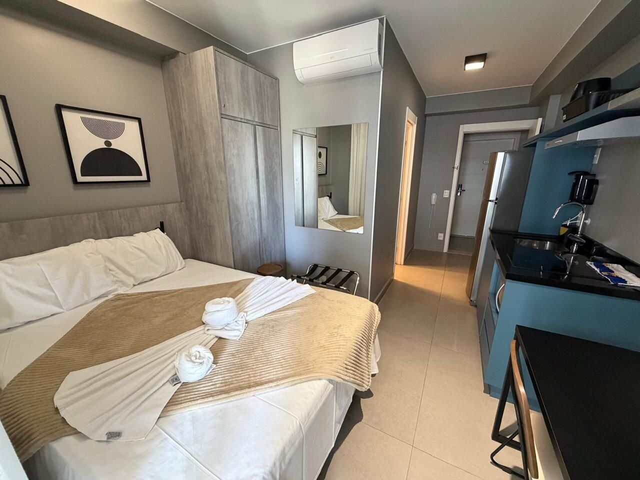 Executive Apartment | 1 bedroom, blackout curtains, free WiFi
