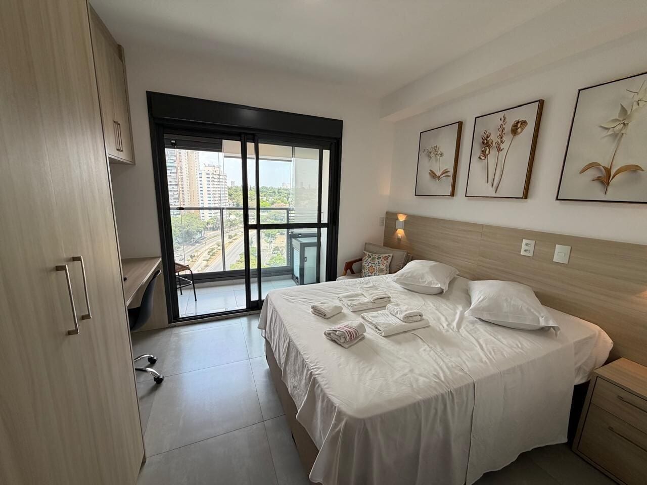 Apartamento romântico | 1 quarto, cortinas blackout, Wi-Fi de cortesia