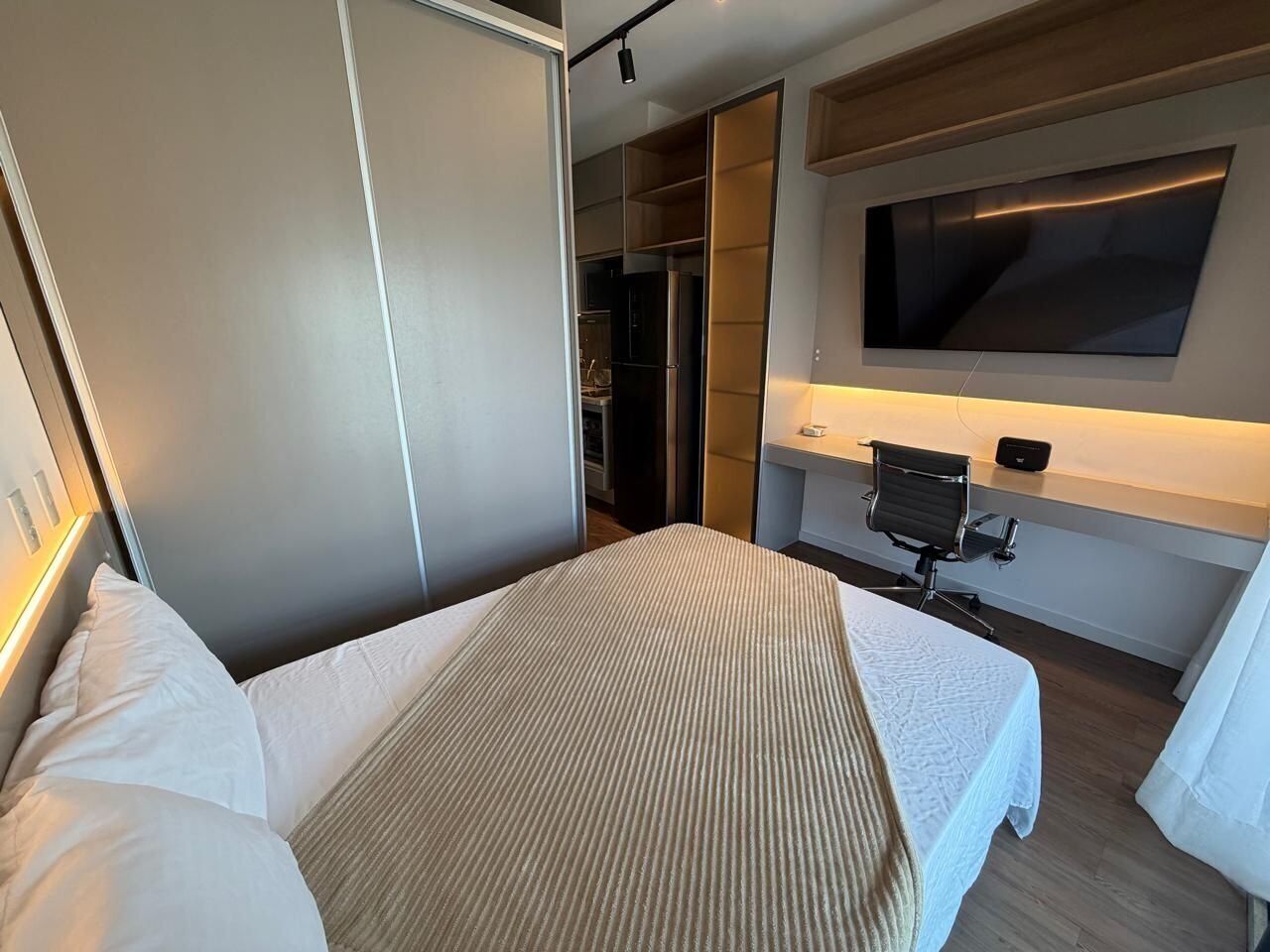 Executive Apartment | 1 bedroom, blackout curtains, free WiFi